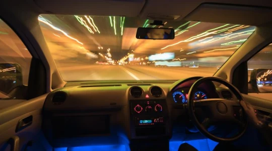 Koniec z driftem i nielegalnymi wyścigami? Prezydent zatwierdza zmiany, choć z zastrzeżeniami